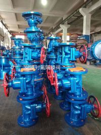 �r����Ĥ�y